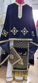 Veșmânt negru/ broderie auriu